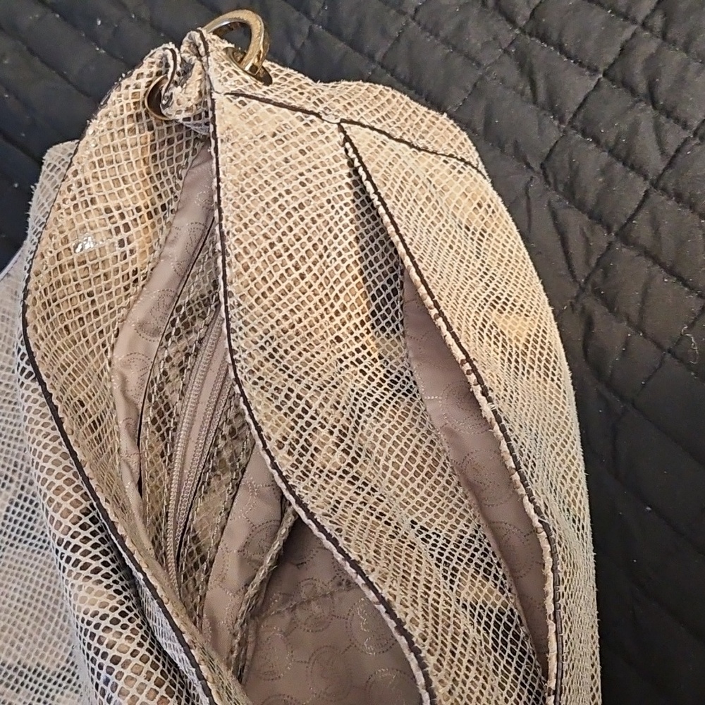 Purse - Picture 9 of 12